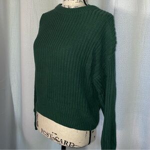 Women’s Green Sweater